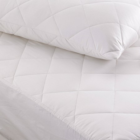 The Fine Bedding Company Deep Filled Cotton Mattress Protector primary image